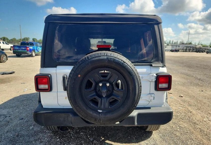 jeep wrangler 4-door 2023 1C4HJXDG0PW539502 image jeep wrangler 4-door 2023 1C4HJXDG0PW539502 image